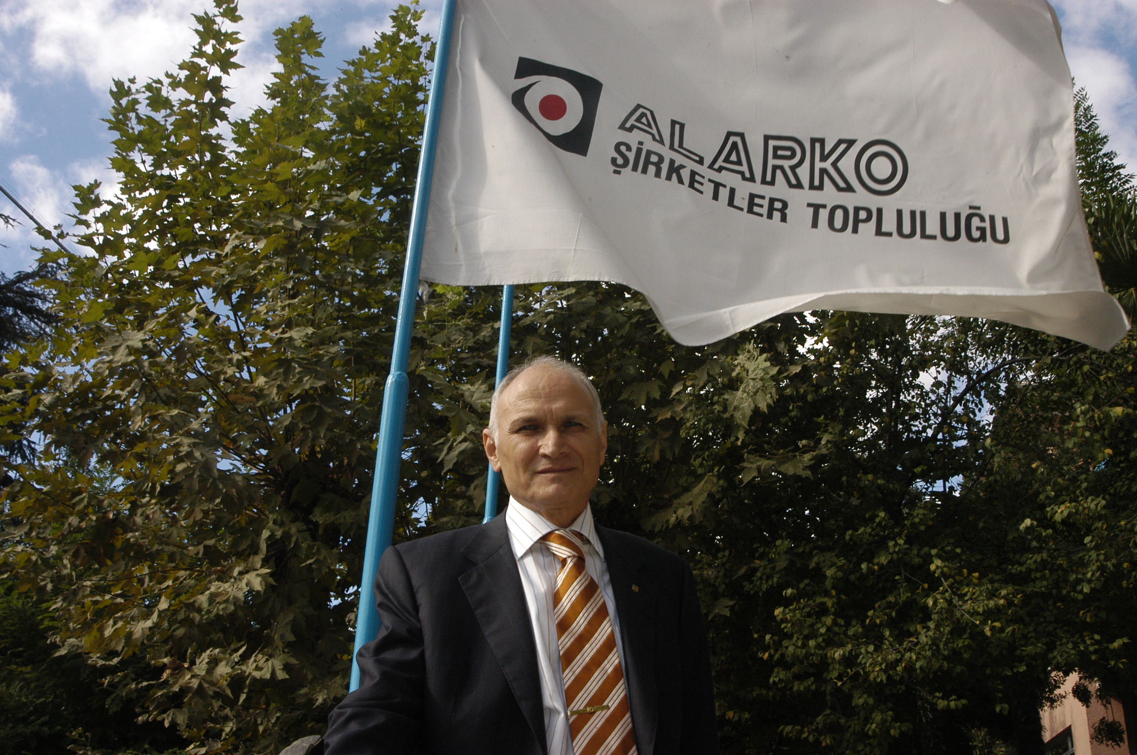 Electronics, Machinery-Equipment and Software Should Receive Incentives